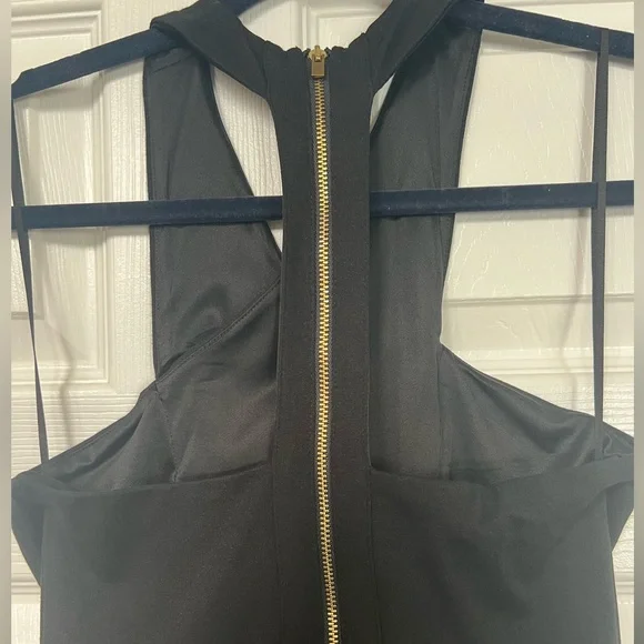 Black Express Dress - Picture 4 of 5